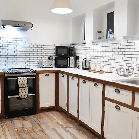 High Living @ Ferguson Court Apartman *