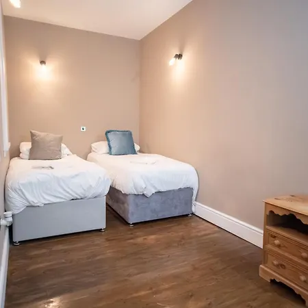 High Living @ Ferguson Court Carlisle